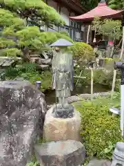 観音寺の像