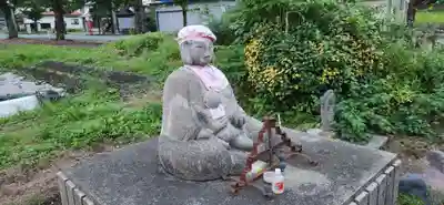 井手子育地蔵尊の地蔵