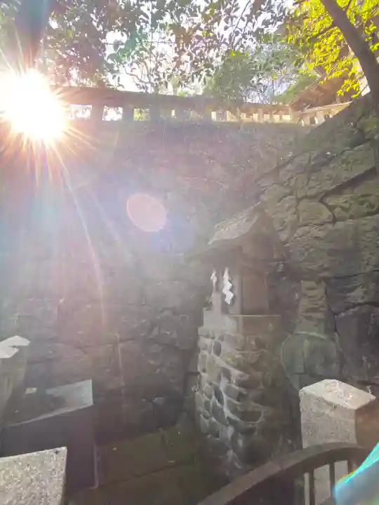 鎮西大社諏訪神社の{uncategorized: "未分類", other: "その他", undefined: "問題あり", building: "その他建物", grave: "お墓", sacred_gate: "鳥居", guardian: "狛犬", statue: "像", buddha: "仏像", history: "歴史", nature: "自然", garden: "庭園", animal: "動物", pagoda: "塔", temizu: "手水舎", mountain_gate: "山門・神門", sanctuary: "本殿・本堂", subordinate: "末社・摂社", art: "芸術", scenery: "景色", jizo: "地蔵", ema: "絵馬", goshuin: "御朱印", omikuji: "おみくじ", items: "授与品その他", amulet: "お守り", goshuincho: "御朱印帳", eats: "食事", festival: "お祭り", votive_dance: "神楽", shichigosan: "七五三参", wedding: "結婚式", experience: "体験その他", initially: "初詣", around: "周辺", anti_infection: "感染症対策"}