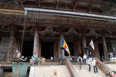 金峯山寺の本殿・本堂