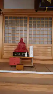 頼光寺の本殿・本堂