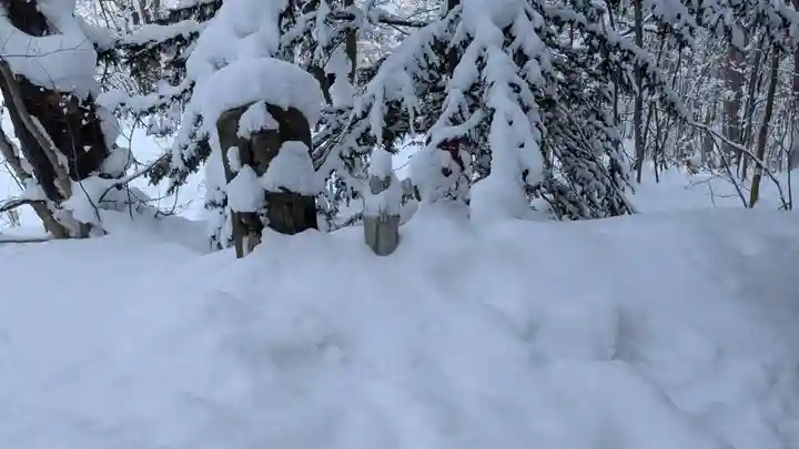 旭山立木大師堂の仏像