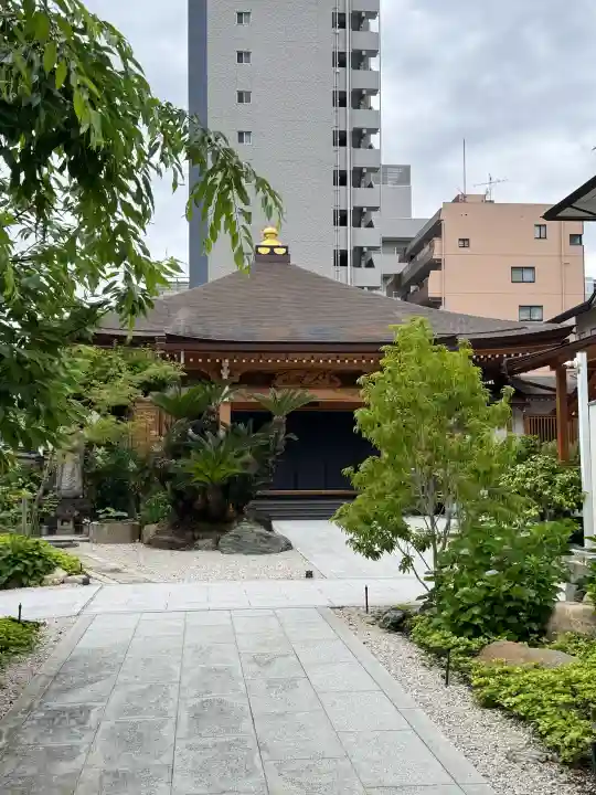 大光寺の{uncategorized: "未分類", other: "その他", undefined: "問題あり", building: "その他建物", grave: "お墓", sacred_gate: "鳥居", guardian: "狛犬", statue: "像", buddha: "仏像", history: "歴史", nature: "自然", garden: "庭園", animal: "動物", pagoda: "塔", temizu: "手水舎", mountain_gate: "山門・神門", sanctuary: "本殿・本堂", subordinate: "末社・摂社", art: "芸術", scenery: "景色", jizo: "地蔵", ema: "絵馬", goshuin: "御朱印", omikuji: "おみくじ", items: "授与品その他", amulet: "お守り", goshuincho: "御朱印帳", eats: "食事", festival: "お祭り", votive_dance: "神楽", shichigosan: "七五三参", wedding: "結婚式", experience: "体験その他", initially: "初詣", around: "周辺", anti_infection: "感染症対策"}