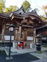 高幡不動尊　金剛寺の本殿