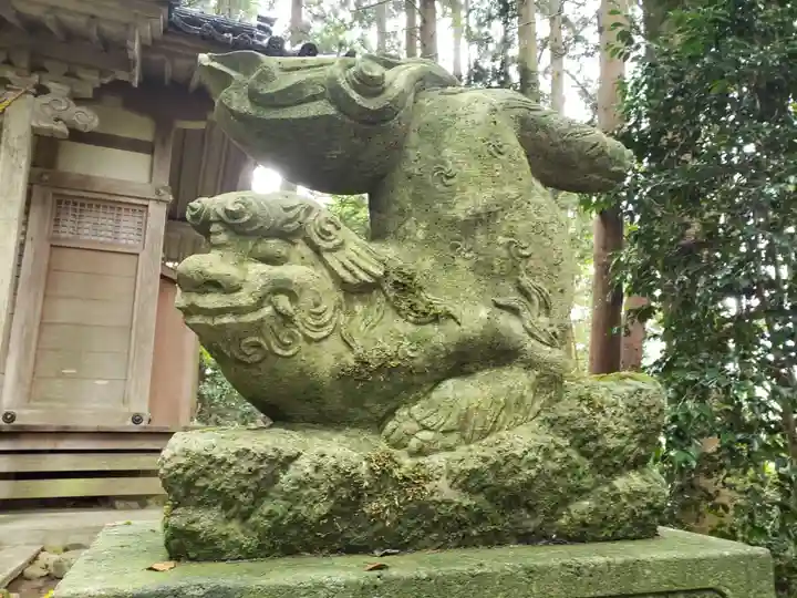 出雲神社の狛犬