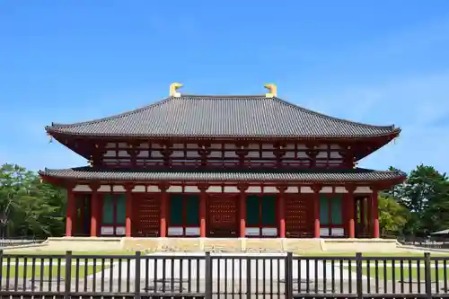 興福寺の本殿・本堂