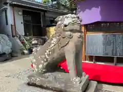 水堂須佐男神社の狛犬