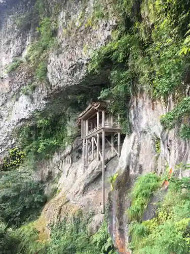 三佛寺の建物その他