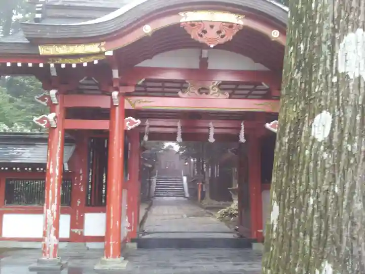 霧島東神社の山門・神門