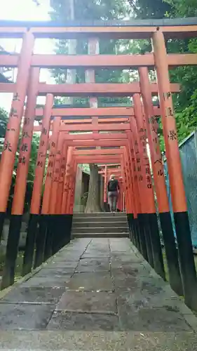 花園稲荷神社の鳥居
