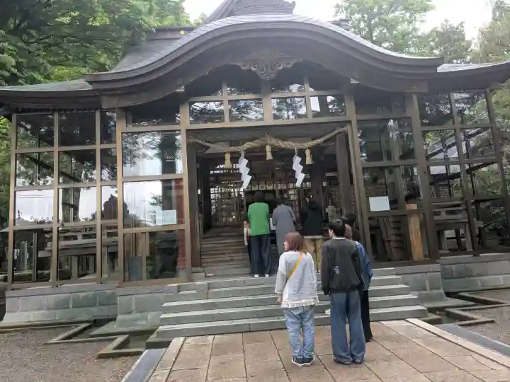 金剱宮の{uncategorized: "未分類", other: "その他", undefined: "問題あり", building: "その他建物", grave: "お墓", sacred_gate: "鳥居", guardian: "狛犬", statue: "像", buddha: "仏像", history: "歴史", nature: "自然", garden: "庭園", animal: "動物", pagoda: "塔", temizu: "手水舎", mountain_gate: "山門・神門", sanctuary: "本殿・本堂", subordinate: "末社・摂社", art: "芸術", scenery: "景色", jizo: "地蔵", ema: "絵馬", goshuin: "御朱印", omikuji: "おみくじ", items: "授与品その他", amulet: "お守り", goshuincho: "御朱印帳", eats: "食事", festival: "お祭り", votive_dance: "神楽", shichigosan: "七五三参", wedding: "結婚式", experience: "体験その他", initially: "初詣", around: "周辺", anti_infection: "感染症対策"}