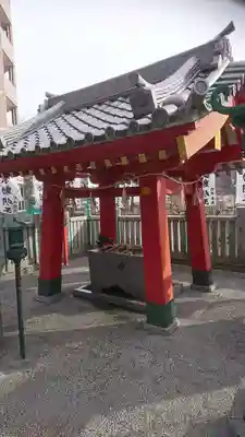 成田山 萬福院の手水舎