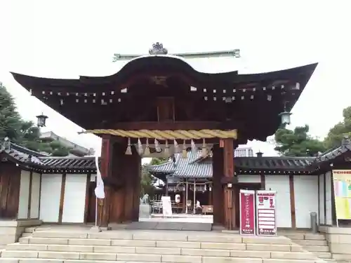 射楯兵主神社の山門