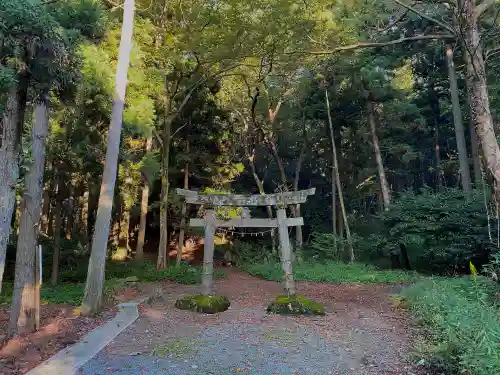 小物忌神社の鳥居