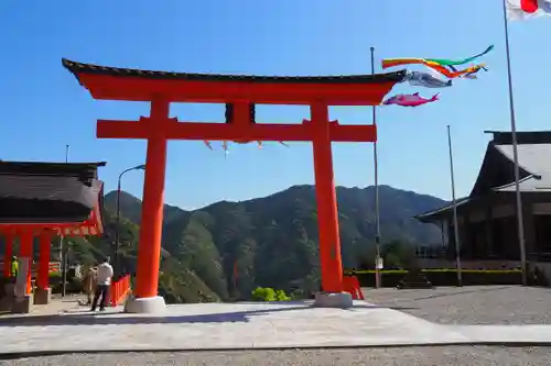 熊野那智大社(和歌山県)