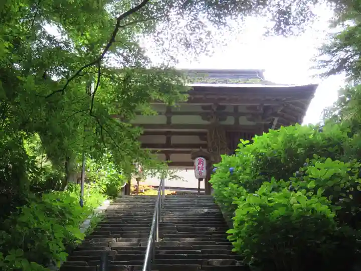 金剛輪寺の山門・神門