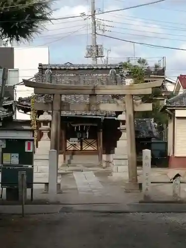 八幡神社の鳥居