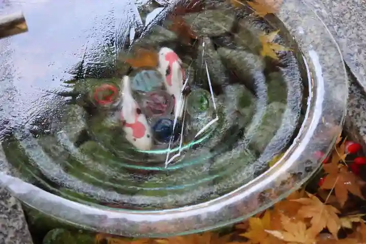 滑川神社 - 仕事と子どもの守り神の手水舎