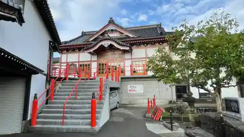 南岳寺の本殿・本堂