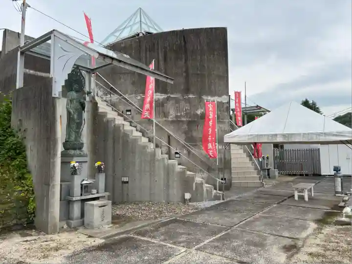 岩国白蛇神社(山口県)