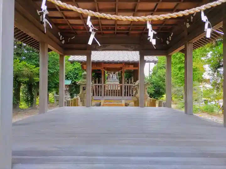 澳津社(一色森山)の本殿・本堂