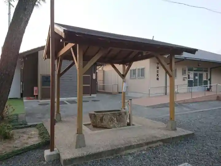 春日社(下田春日神社)の手水舎