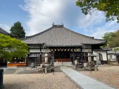 八事山 興正寺の本殿・本堂