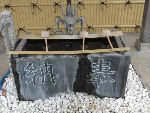 坂戸御嶽神社の手水舎