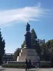 靖國神社の像