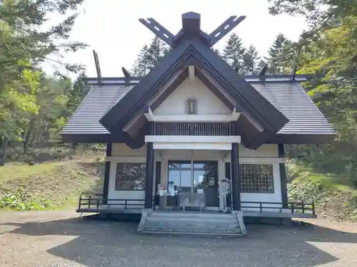 茂岩神社の本殿・本堂