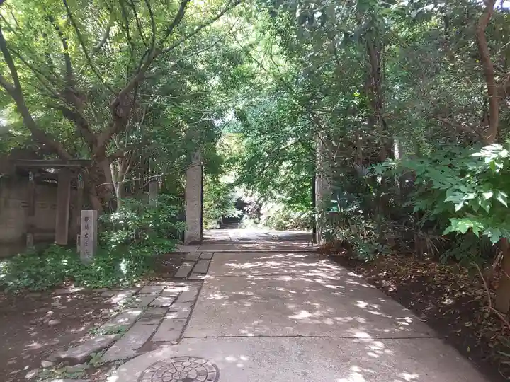 普門院の山門・神門