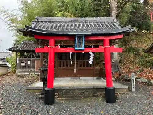 篠山春日神社の末社