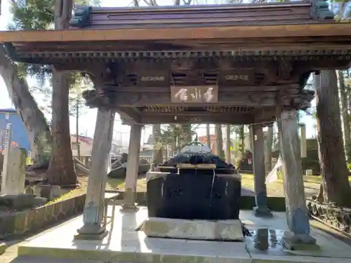 小室浅間神社の手水舎