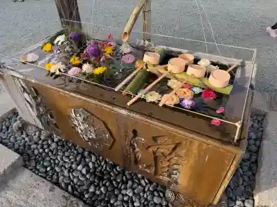 成田山川越別院の{uncategorized: "未分類", other: "その他", undefined: "問題あり", building: "その他建物", grave: "お墓", sacred_gate: "鳥居", guardian: "狛犬", statue: "像", buddha: "仏像", history: "歴史", nature: "自然", garden: "庭園", animal: "動物", pagoda: "塔", temizu: "手水舎", mountain_gate: "山門・神門", sanctuary: "本殿・本堂", subordinate: "末社・摂社", art: "芸術", scenery: "景色", jizo: "地蔵", ema: "絵馬", goshuin: "御朱印", omikuji: "おみくじ", items: "授与品その他", amulet: "お守り", goshuincho: "御朱印帳", eats: "食事", festival: "お祭り", votive_dance: "神楽", shichigosan: "七五三参", wedding: "結婚式", experience: "体験その他", initially: "初詣", around: "周辺", anti_infection: "感染症対策"}