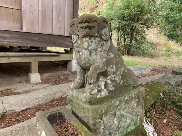 春日神社の狛犬