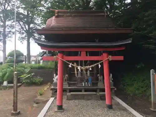 諏訪神社の末社