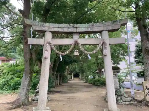 忽那島八幡宮の鳥居