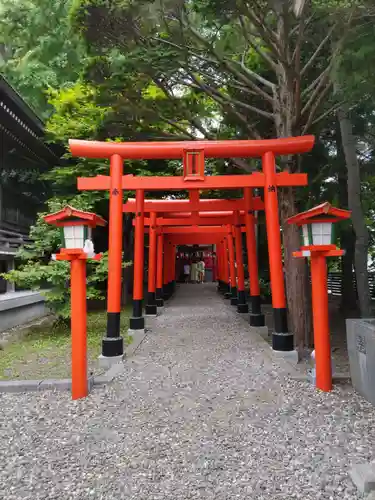湯倉神社の末社・摂社