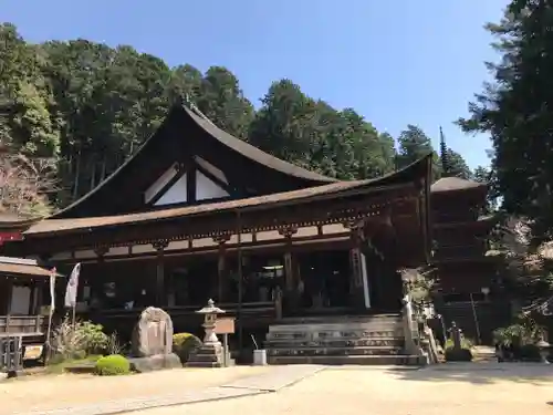 長命寺の本殿