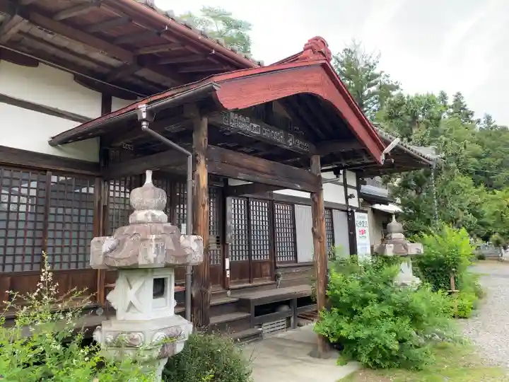 洞昌院の本殿・本堂