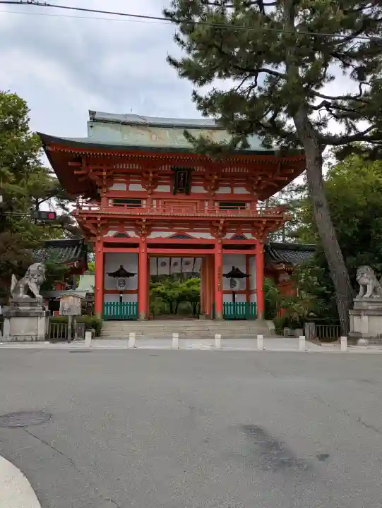 今宮神社の{uncategorized: "未分類", other: "その他", undefined: "問題あり", building: "その他建物", grave: "お墓", sacred_gate: "鳥居", guardian: "狛犬", statue: "像", buddha: "仏像", history: "歴史", nature: "自然", garden: "庭園", animal: "動物", pagoda: "塔", temizu: "手水舎", mountain_gate: "山門・神門", sanctuary: "本殿・本堂", subordinate: "末社・摂社", art: "芸術", scenery: "景色", jizo: "地蔵", ema: "絵馬", goshuin: "御朱印", omikuji: "おみくじ", items: "授与品その他", amulet: "お守り", goshuincho: "御朱印帳", eats: "食事", festival: "お祭り", votive_dance: "神楽", shichigosan: "七五三参", wedding: "結婚式", experience: "体験その他", initially: "初詣", around: "周辺", anti_infection: "感染症対策"}