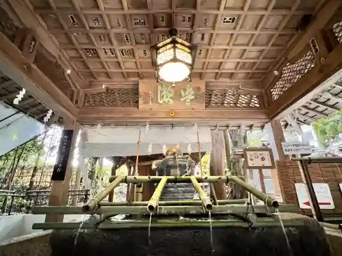 大神神社の{uncategorized: "未分類", other: "その他", undefined: "問題あり", building: "その他建物", grave: "お墓", sacred_gate: "鳥居", guardian: "狛犬", statue: "像", buddha: "仏像", history: "歴史", nature: "自然", garden: "庭園", animal: "動物", pagoda: "塔", temizu: "手水舎", mountain_gate: "山門・神門", sanctuary: "本殿・本堂", subordinate: "末社・摂社", art: "芸術", scenery: "景色", jizo: "地蔵", ema: "絵馬", goshuin: "御朱印", omikuji: "おみくじ", items: "授与品その他", amulet: "お守り", goshuincho: "御朱印帳", eats: "食事", festival: "お祭り", votive_dance: "神楽", shichigosan: "七五三参", wedding: "結婚式", experience: "体験その他", initially: "初詣", around: "周辺", anti_infection: "感染症対策"}