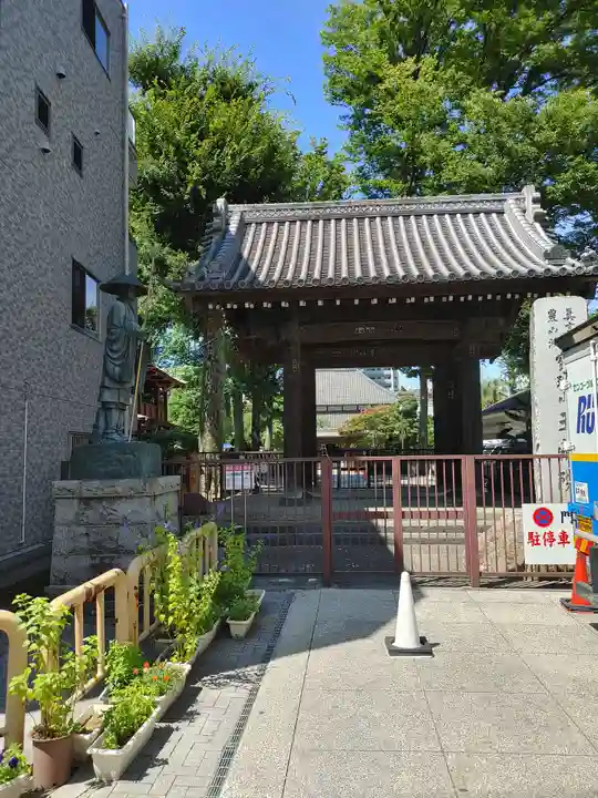 玉蔵院の山門・神門