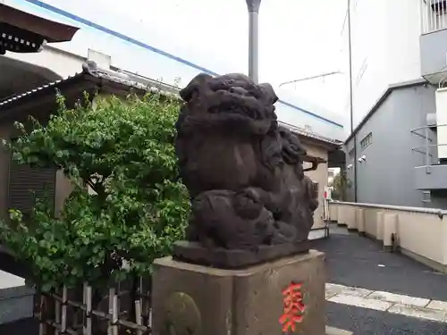 貴舩神社（貴菅神社）の狛犬
