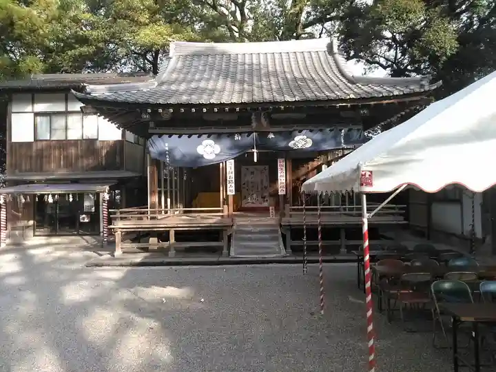 飯盛神社の本殿・本堂