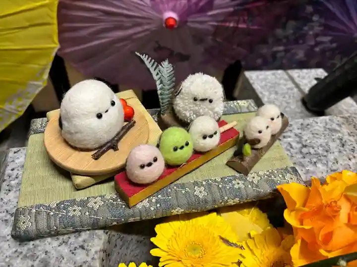 札幌諏訪神社の像