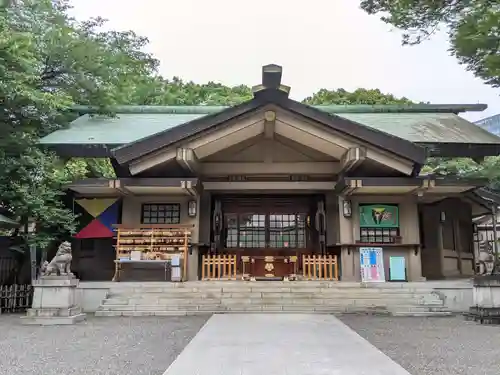 東郷神社の本殿・本堂