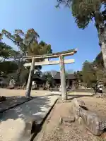 松江神社の{uncategorized: "未分類", other: "その他", undefined: "問題あり", building: "その他建物", grave: "お墓", sacred_gate: "鳥居", guardian: "狛犬", statue: "像", buddha: "仏像", history: "歴史", nature: "自然", garden: "庭園", animal: "動物", pagoda: "塔", temizu: "手水舎", mountain_gate: "山門・神門", sanctuary: "本殿・本堂", subordinate: "末社・摂社", art: "芸術", scenery: "景色", jizo: "地蔵", ema: "絵馬", goshuin: "御朱印", omikuji: "おみくじ", items: "授与品その他", amulet: "お守り", goshuincho: "御朱印帳", eats: "食事", festival: "お祭り", votive_dance: "神楽", shichigosan: "七五三参", wedding: "結婚式", experience: "体験その他", initially: "初詣", around: "周辺", anti_infection: "感染症対策"}