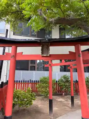 稲荷神社の鳥居
