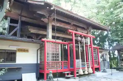 諏訪神社の本殿・本堂